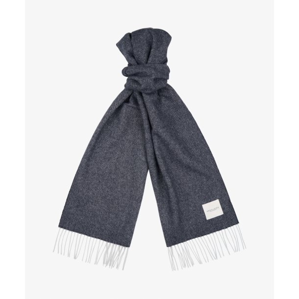 navy granatowy szal profuoma 100 wełna jagnięca