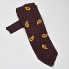 Bordowy krawat z dzianiny (knit) w żółty wzór paisley