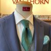 Zielony krawat jedwabny - stylizacja